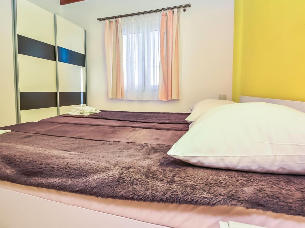Appartement Anic-4 By Interhome